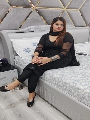 Call Girl in Sircilla